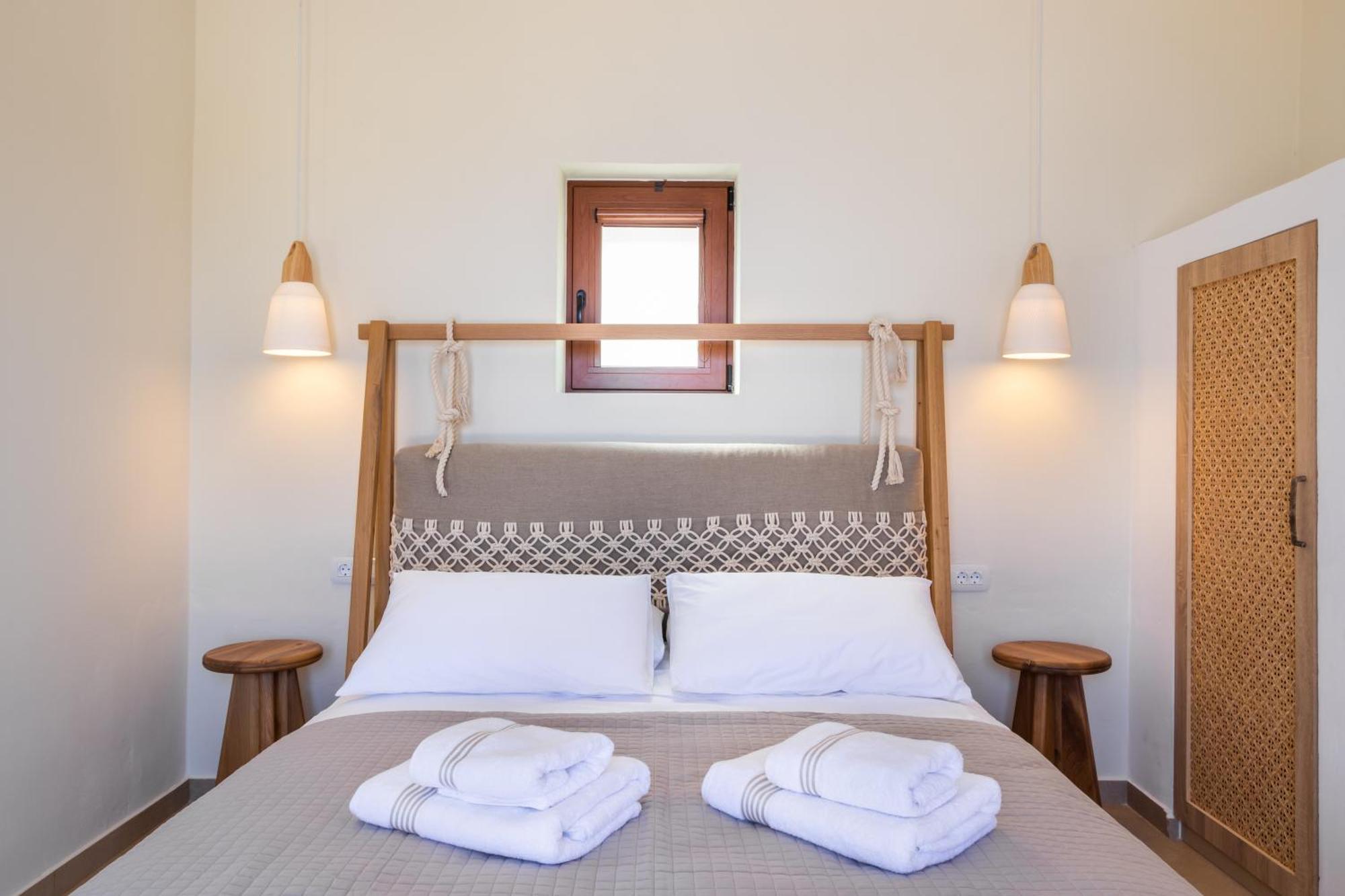 Mertelia Luxury Villas Kyra Panagia Exterior photo